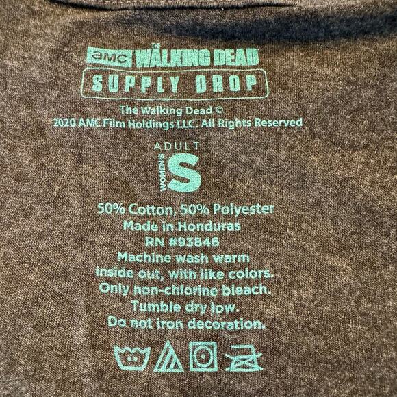 The Walking Dead Tee Womens Small Gray AMC Supply Drop T Shirt Oceanside Walker - Picture 3 of 8